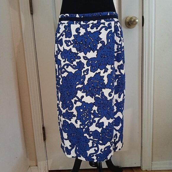 Boden blue and white floral midi pencil skirt in size 10 - Picture 1 of 5